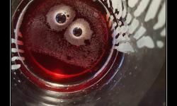 Утром даже чай шепчет